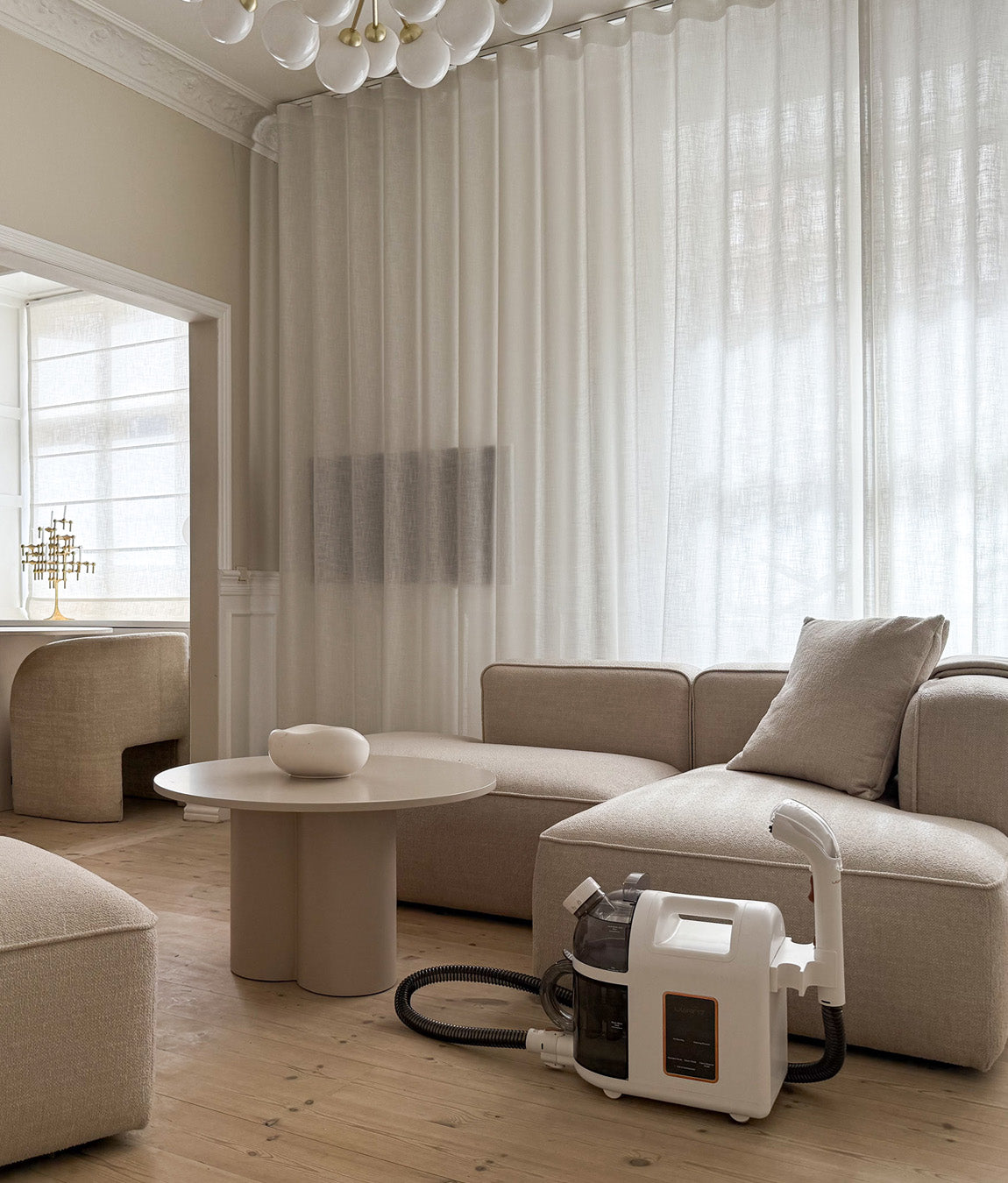 UWANT B200 Damprenser og pletfjerner i én. Incl. Strygebørste